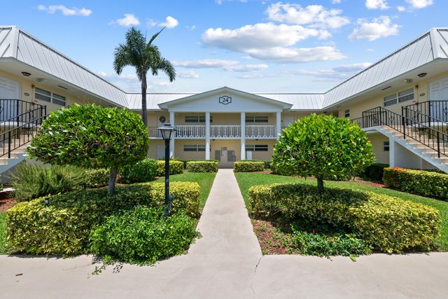 24 COLONIAL CLUB Drive 101, Boynton Beach, FL 33435