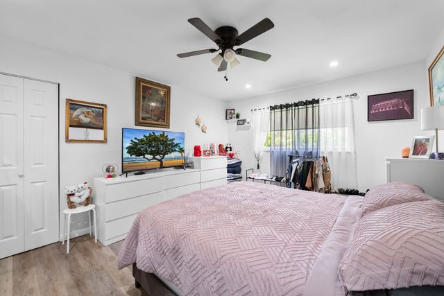 24 COLONIAL CLUB Drive 101, Boynton Beach, FL 33435