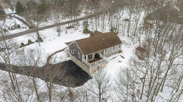 15 Buckskin Path, Plymouth, MA 02360