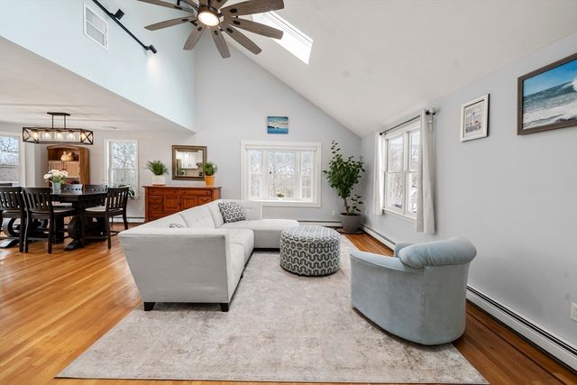 15 Buckskin Path, Plymouth, MA 02360