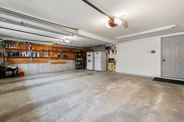 15 Buckskin Path, Plymouth, MA 02360