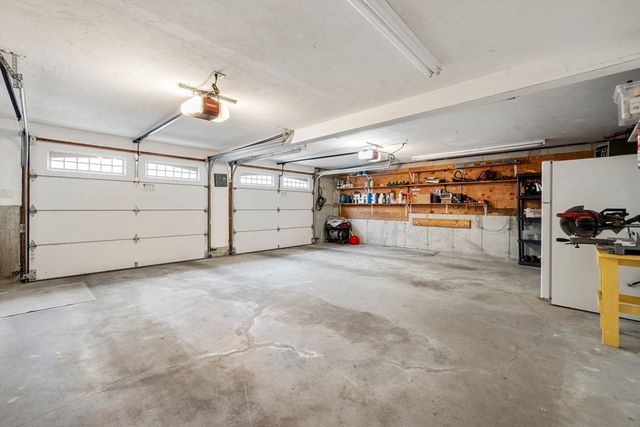 15 Buckskin Path, Plymouth, MA 02360