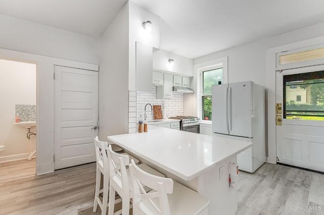 3050 Cleinview Avenue, Cincinnati, OH 45206