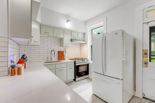 3050 Cleinview Avenue, Cincinnati, OH 45206