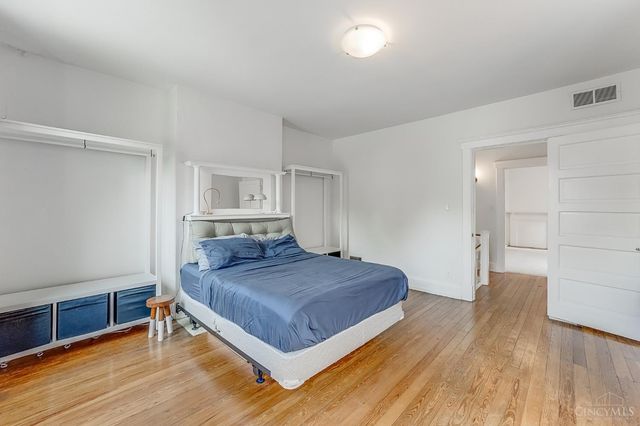3050 Cleinview Avenue, Cincinnati, OH 45206
