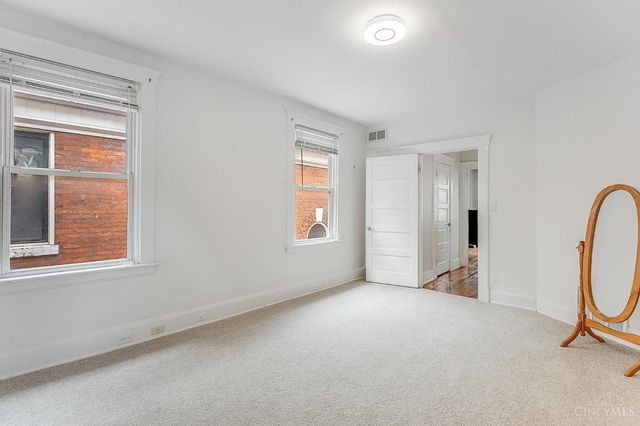 3050 Cleinview Avenue, Cincinnati, OH 45206