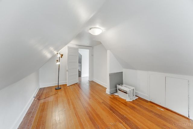 3050 Cleinview Avenue, Cincinnati, OH 45206