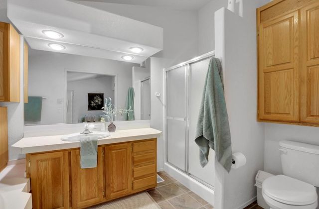 221 Harworth Rd, Newport, WA 99156