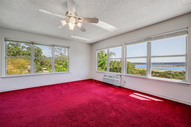 19519 Draper Mountain TRL, Lago Vista, TX 78645