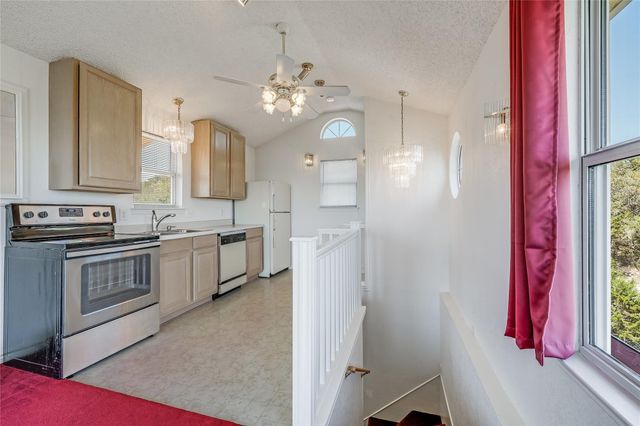 19519 Draper Mountain TRL, Lago Vista, TX 78645