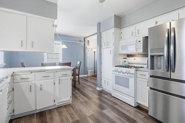 1920 E 31st Street, Davenport, IA 52807