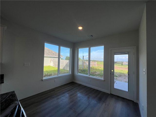 1907 Viva Road, Bryan, TX 77807