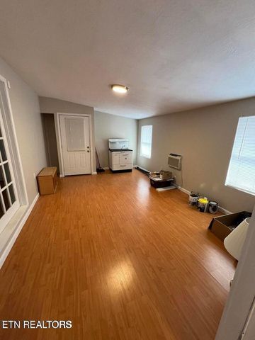 1116 Bob Armes Circle, Wartburg, TN 37887