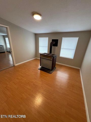 1116 Bob Armes Circle, Wartburg, TN 37887