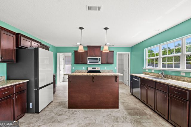 172 Grandview Drive, Hinesville, GA 31313