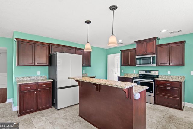 172 Grandview Drive, Hinesville, GA 31313