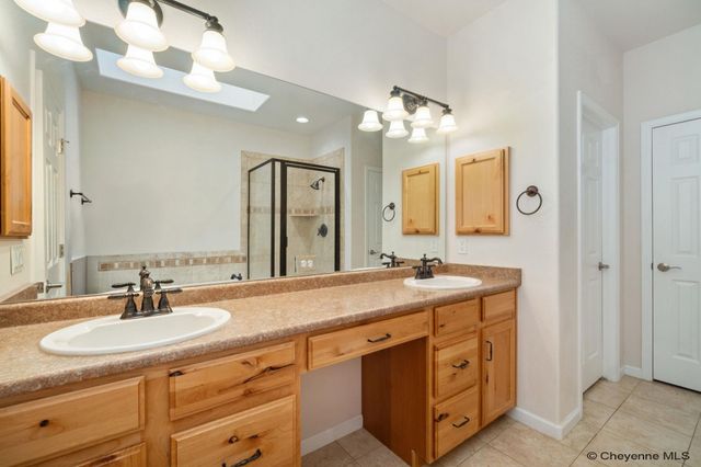 6700 PARADISE POINTE, Cheyenne, WY 82009