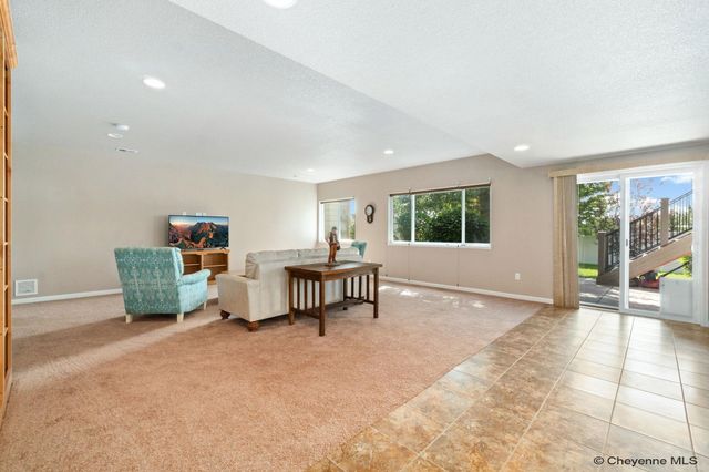 6700 PARADISE POINTE, Cheyenne, WY 82009