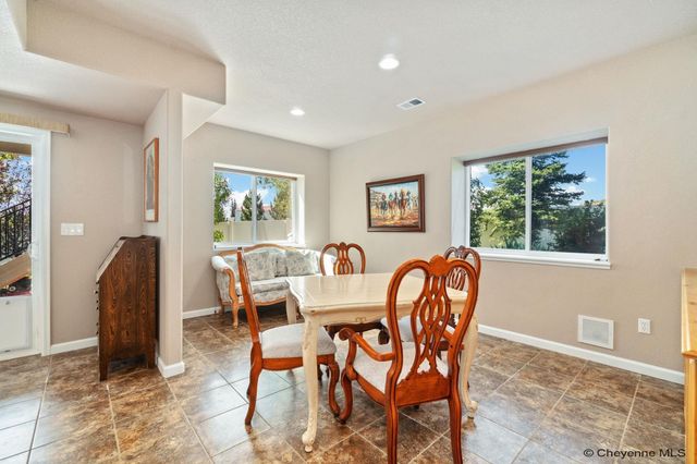 6700 PARADISE POINTE, Cheyenne, WY 82009