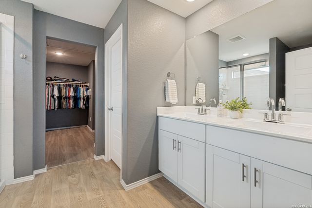 438 KAYDEN PT, New Braunfels, TX 78130