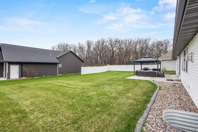 2909 GRAND CYPRESS LANE, Green Bay, WI 54311