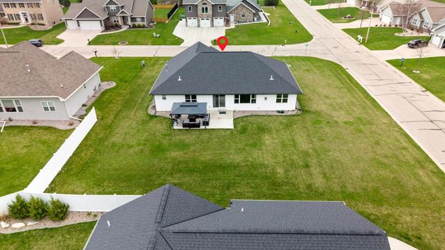 2909 GRAND CYPRESS LANE, Green Bay, WI 54311