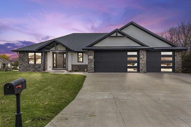 2909 GRAND CYPRESS LANE, Green Bay, WI 54311