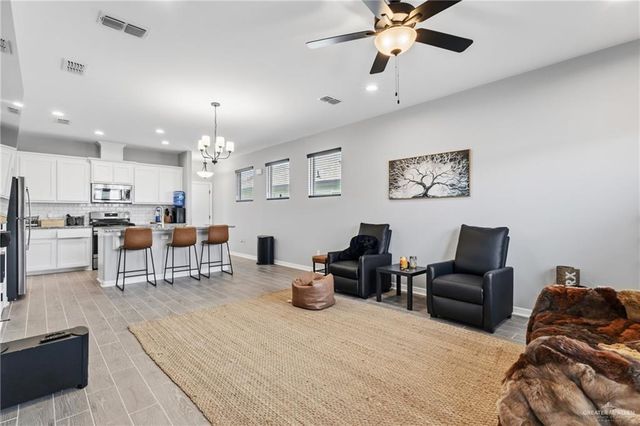 917 Yellow Bells Street, Edinburg, TX 78541