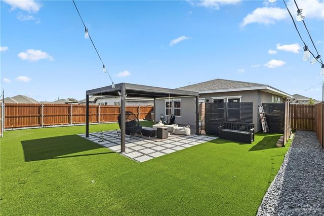 917 Yellow Bells Street, Edinburg, TX 78541