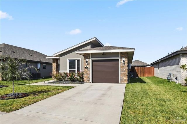 917 Yellow Bells Street, Edinburg, TX 78541