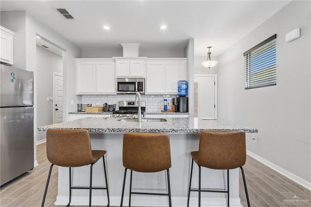 917 Yellow Bells Street, Edinburg, TX 78541