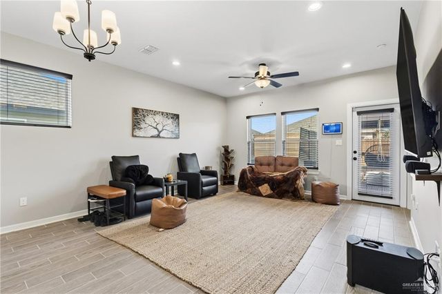 917 Yellow Bells Street, Edinburg, TX 78541