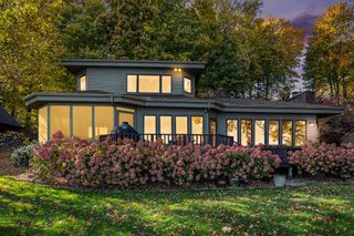 10800 S Interlaken, Richland Twp, MI 49083