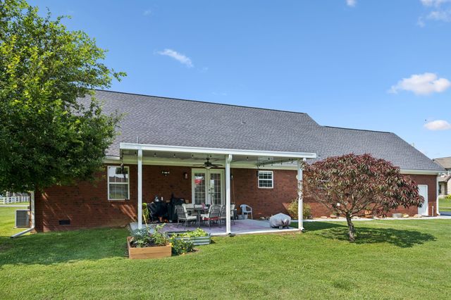 560 Crosswood Ct, Murfreesboro, TN 37127