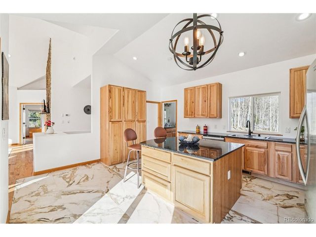 507 Yorktown Rd, Cripple Creek, CO 80813