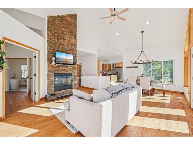 507 Yorktown Rd, Cripple Creek, CO 80813