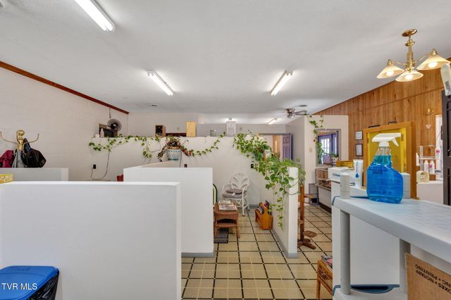 333 East Sullivan Street, Kingsport, TN 37660