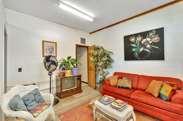 333 East Sullivan Street, Kingsport, TN 37660