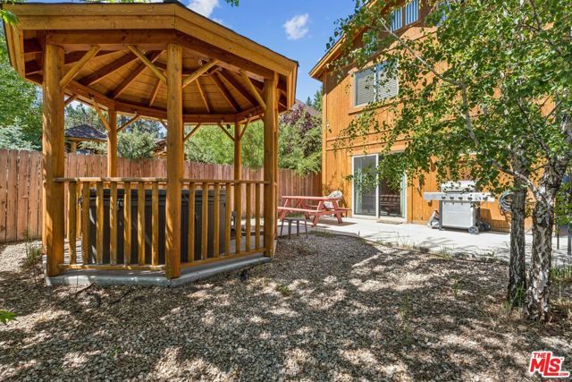 675 Elm Street, Big Bear City, CA 92315