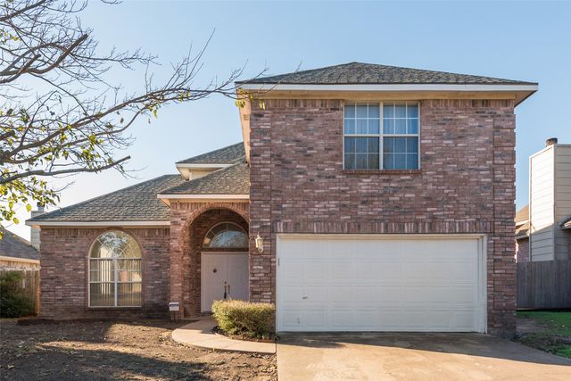 232 W Willow Creek Drive, Glenn Heights, TX 75154