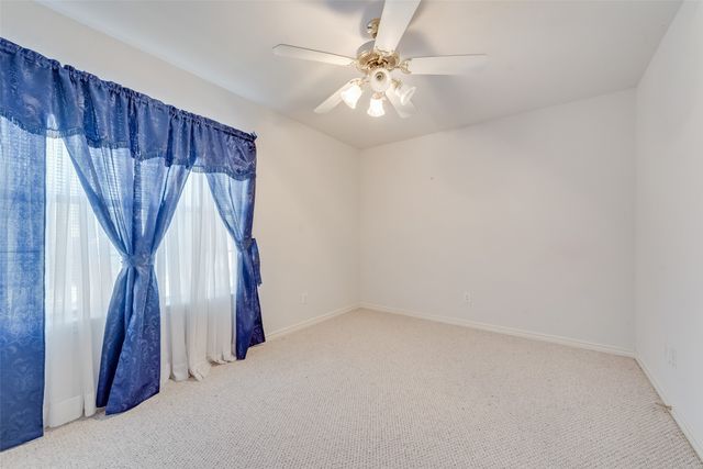 232 W Willow Creek Drive, Glenn Heights, TX 75154