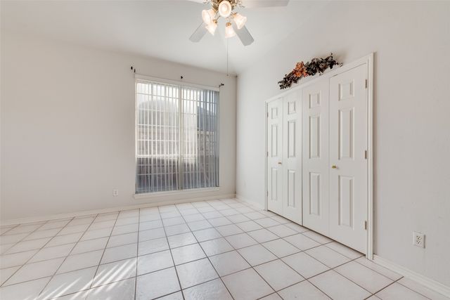 232 W Willow Creek Drive, Glenn Heights, TX 75154