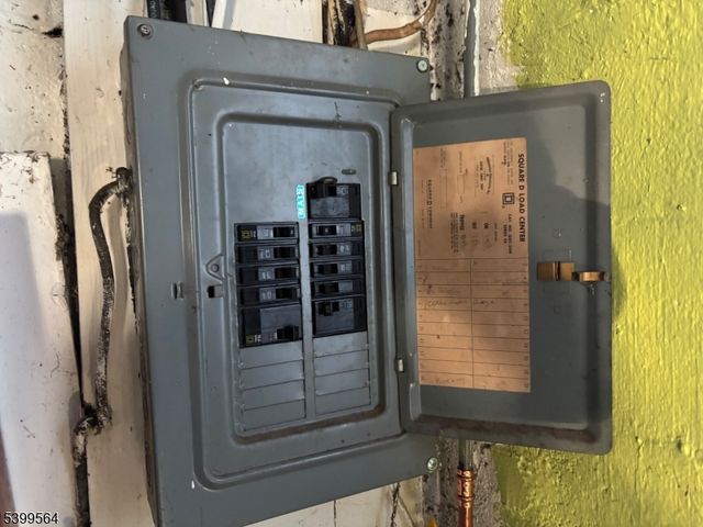 52 Hawthorne Dr, Franklin Twp., NJ 08873