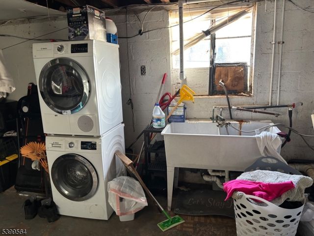 52 Hawthorne Dr, Franklin Twp., NJ 08873