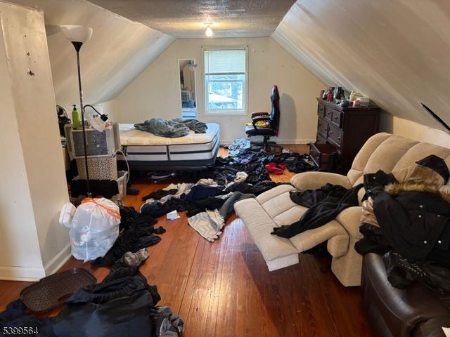 52 Hawthorne Dr, Franklin Twp., NJ 08873