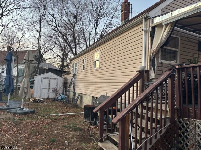 52 Hawthorne Dr, Franklin Twp., NJ 08873