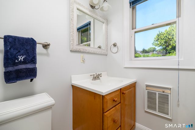 162 Toms Road, Stamford, CT 06906
