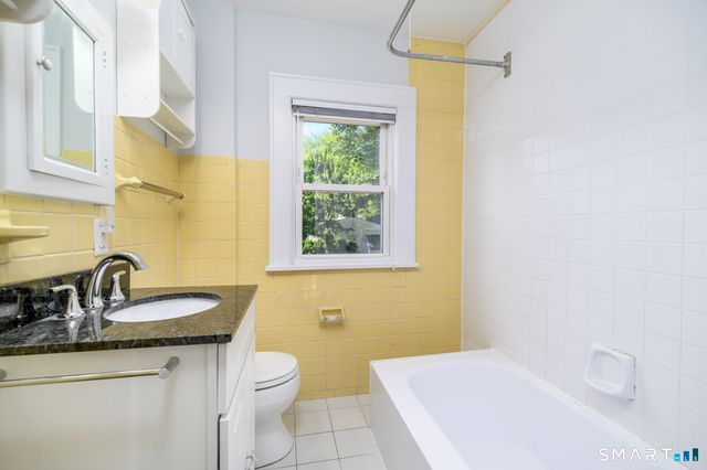 162 Toms Road, Stamford, CT 06906