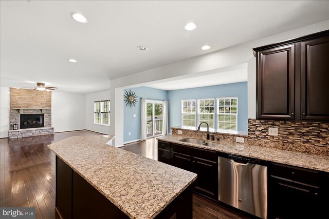 26780 CRUSHER DR, Chantilly, VA 20152