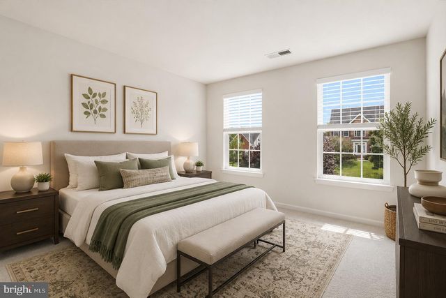 26780 CRUSHER DR, Chantilly, VA 20152
